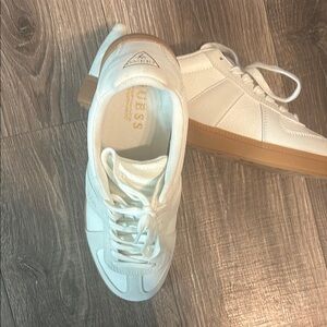 GUESS Men's White Sneakers